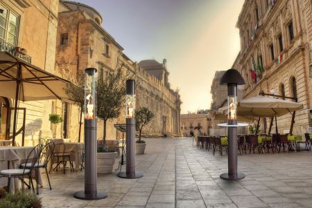 Meleg a szabadban is